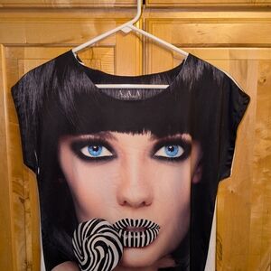 Chic White Women's Short Sleeve Top